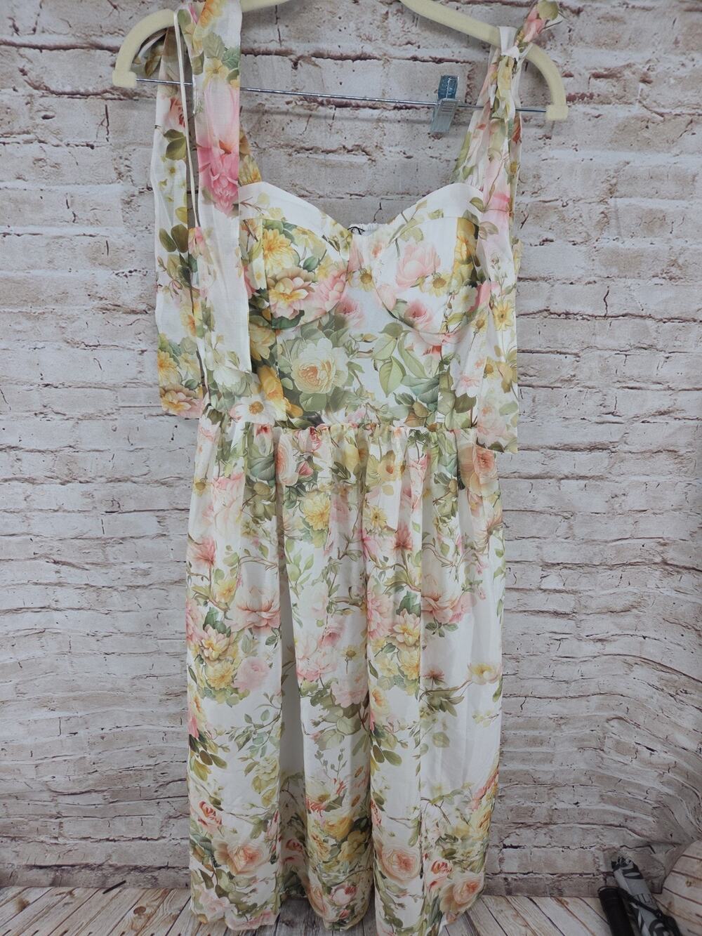 EB Luxe Dress NEW Size Large Floral Tie Straps Fit Top Padded Zip Back Boutique